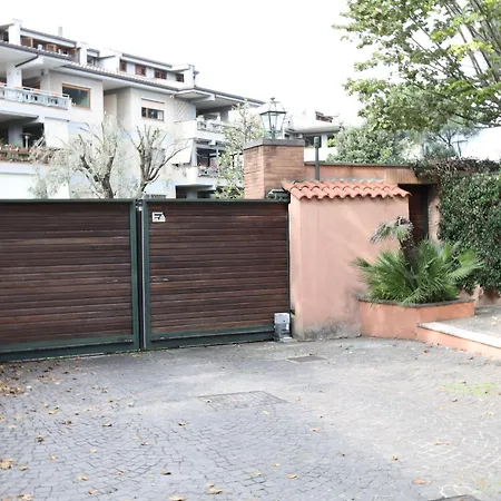 Casa Del Koala Al Gemelli Hospital ローマ